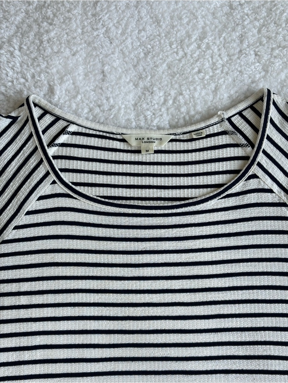 Max Studio London Striped Ruffle Sleeve Top - Size Medium - Picture 7 of 13